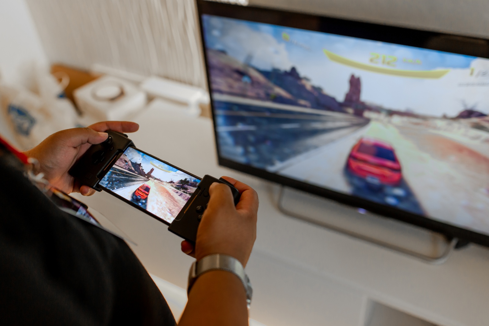 Первый взгляд на геймерский смартфон ASUS ROG Phone - 37 Первый взгляд на геймерский смартфон ASUS ROG Phone - 37