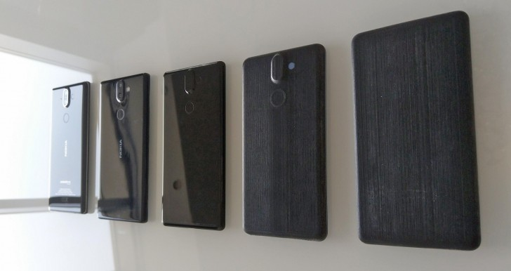 Опубликованы фотографии прототипов смартфонов Nokia 8 Sirocco, Nokia 1 и Nokia 8110 