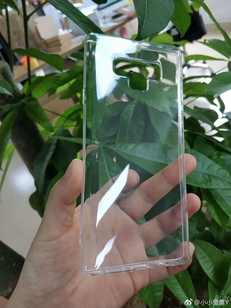 Фото чехла для Samsung Galaxy Note9 подтверждает местоположение камеры и дактилоскопического датчика