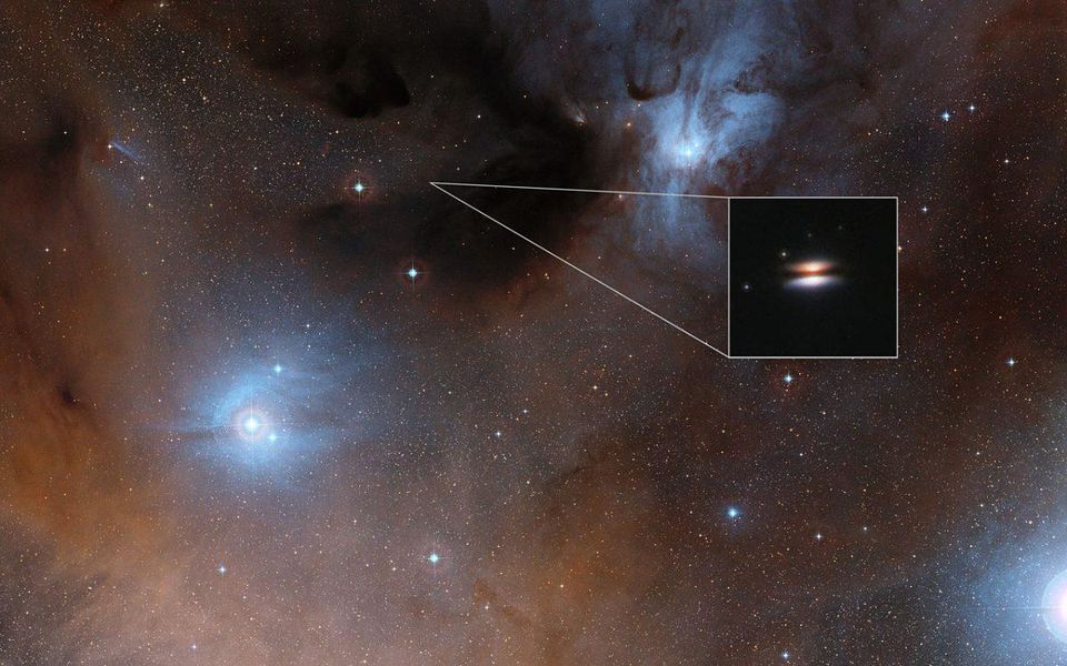 Загадочный свет вокруг новообразованной звезды, и что астрономы думают о нём - 3