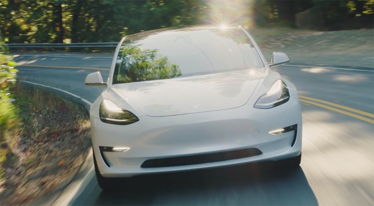 Объём производства Tesla Model 3 приближается к 5000 штук в неделю