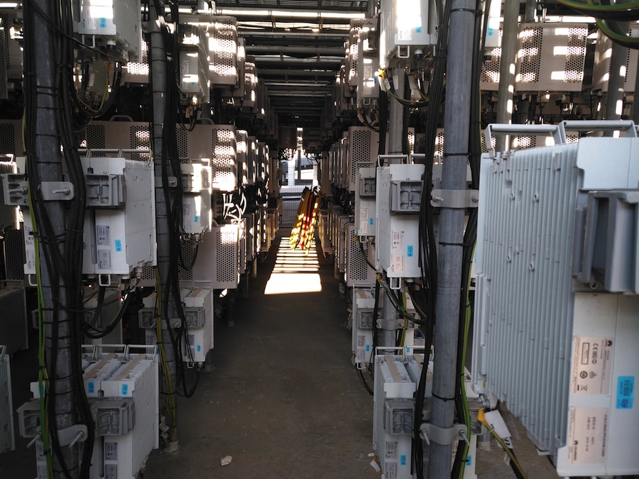 Как подружить всех операторов на стадионе и не засеять его сотнями антенн - 4 Как подружить всех операторов на стадионе и не засеять его сотнями антенн - 4