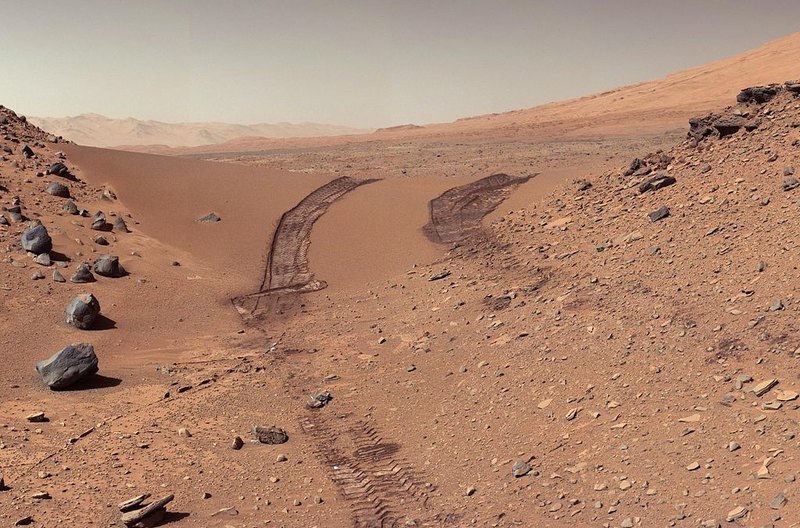 NASA показало необычную дюну на Марсе