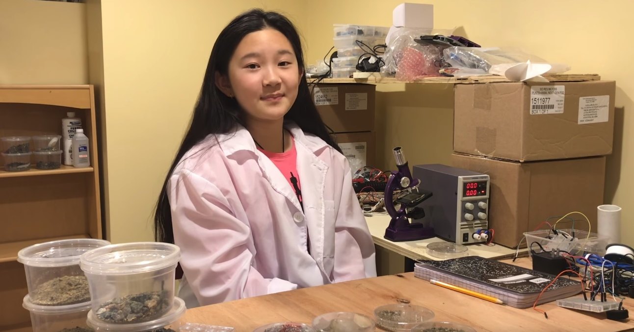 12-летняя девочка построила робота, который ищет в океане пластиковый мусор