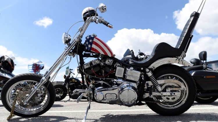 Трамп раскритиковал решение Harley-Davidson вывести часть производства из США