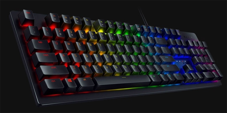 Игровые клавиатуры Razer Huntsman обеспечивают мгновенный отклик