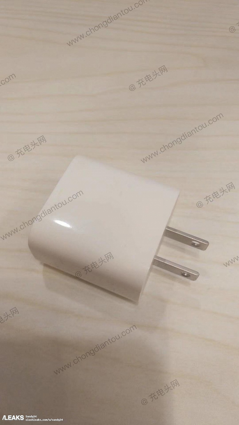 Блок питания для iPhone с портом USB-C