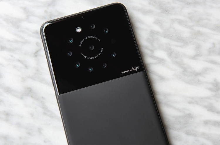Проектируется камера для смартфонов с девятью оптическими модулями