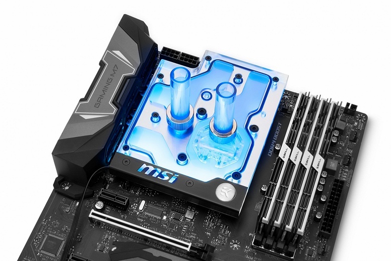 Водоблок EK Water Blocks EK-FB MSI X470 M7 RGB Monoblock украшен полноцветной подсветкой