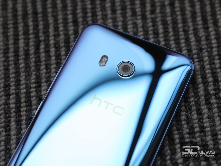 HTC столкнулась с самым сильным за последнее время падением продаж