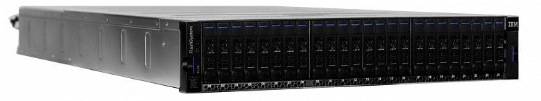 Массивы IBM FlashSystem 9100 включают только твердотельные накопители 