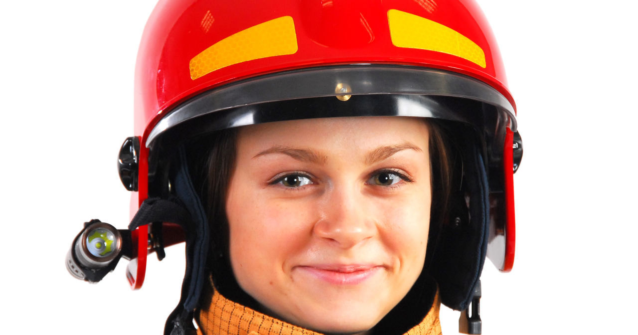 Как делают пожарные каски?