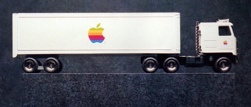 Что делала компания Apple в 80-х?