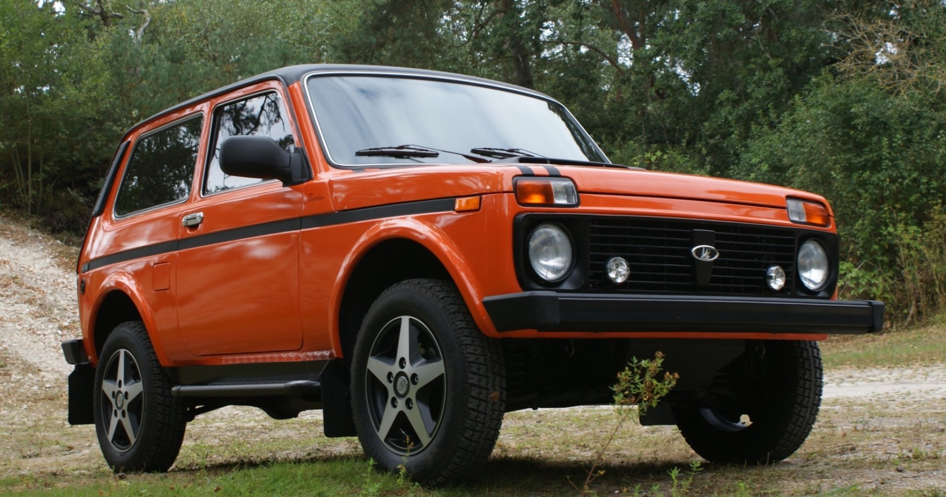 Военные хотят забирать у граждан автомобили в случае войны Военные хотят забирать у граждан автомобили в случае войны