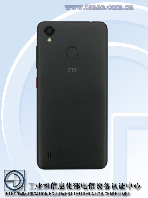 Новый смартфон ZTE среднего уровня получит 5,45″ экран HD+