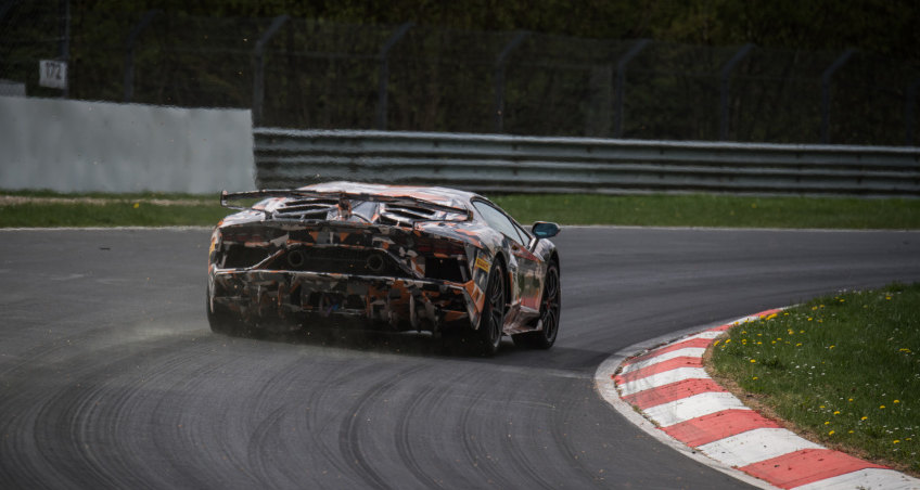 Lamborghini Aventador SVJ установил рекорд на Нюрбургринге