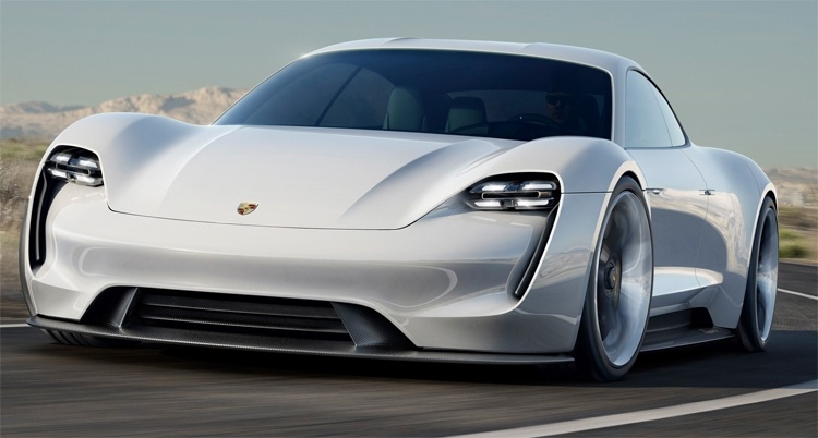 Мощность электрокара Porsche Taycan достигает 600 лошадиных сил