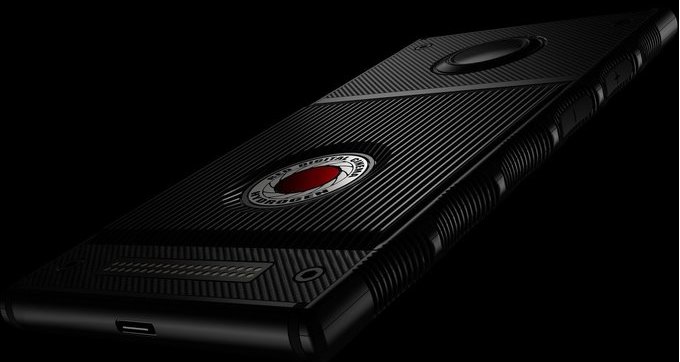 Голографический смартфон Red Hydrogen One прошел сертификацию FCC