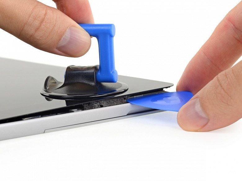 Ремонтопригодность планшета Microsoft Surface Go близка к нулю - 3 Ремонтопригодность планшета Microsoft Surface Go близка к нулю