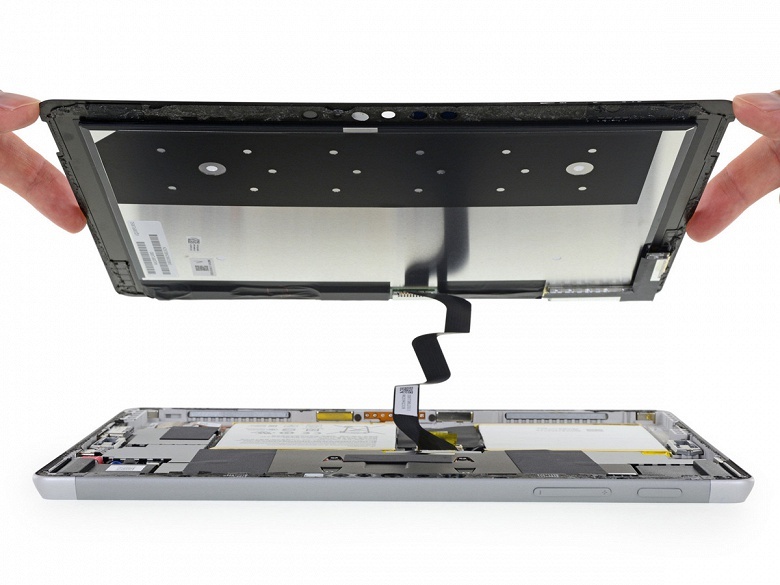 Ремонтопригодность планшета Microsoft Surface Go близка к нулю - 4 Ремонтопригодность планшета Microsoft Surface Go близка к нулю