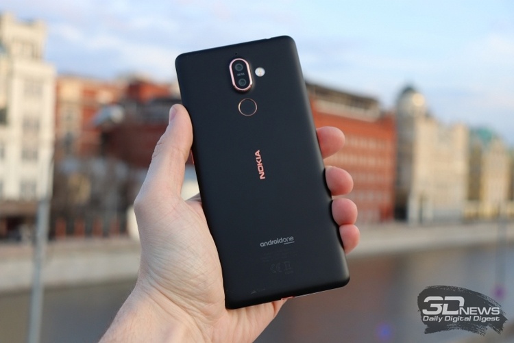 Спрос на смартфоны Nokia за год вырос девятикратно Спрос на смартфоны Nokia за год вырос девятикратно