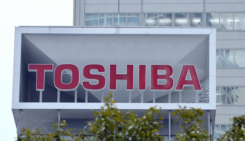 Чистая прибыль Toshiba в минувшем квартале превысила 9 млрд долларов