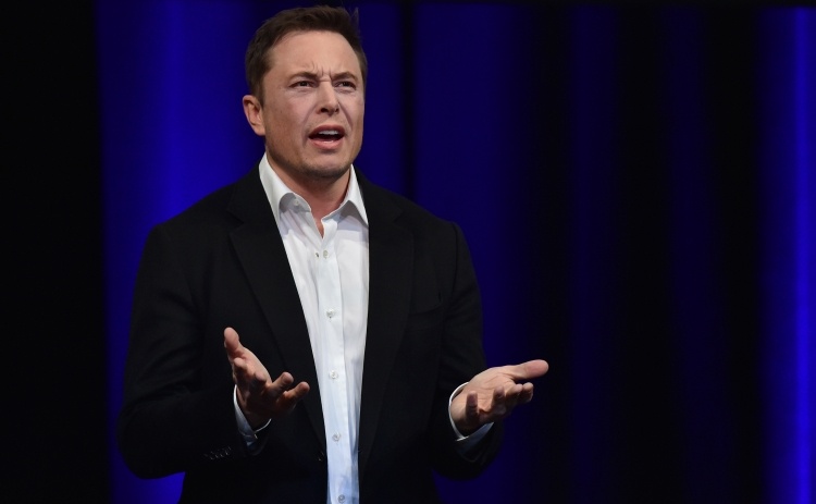 Илон Маск намерен сделать Tesla частной компанией стоимостью  млрд