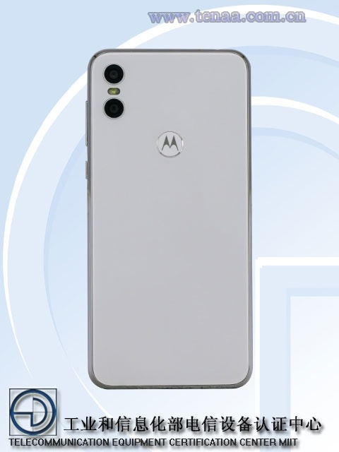 Регулятор рассекретил смартфон Motorola One с двойной камерой