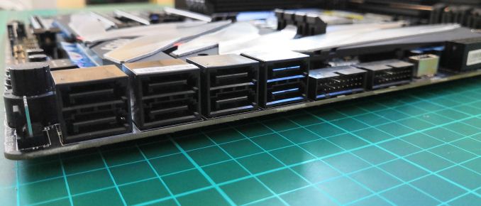 AMD ThreadRipper 2: первое знакомство - 27 AMD ThreadRipper 2: первое знакомство - 27