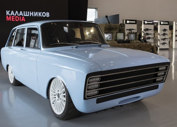 «Калашников» презентовал концепт электромобиля на базе «Иж-Комби»