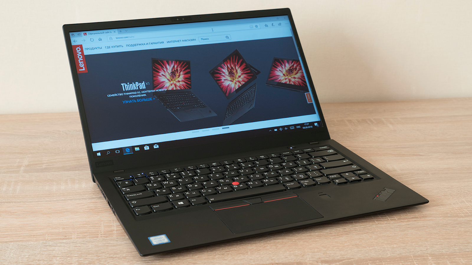 Обзор ноутбука Lenovo ThinkPad X1 Carbon (2018): лёгкий, удобный, мощный - 1