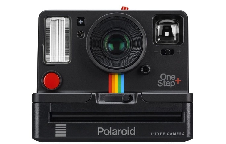 Polaroid OneStep+: аналоговая камера моментальной печати