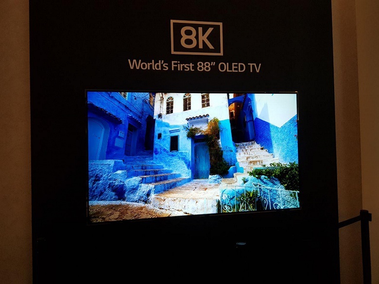 LG на IFA 2018: экзоскелет для человека и самый большой серийный 8K OLED-телевизор - 3