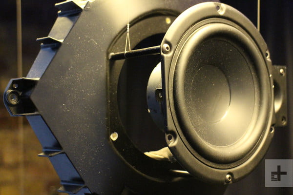 Легенды мирового колонкостроения: спорный BeoSound Shape или как Bang & Olufsen попытались “обмануть” физику - 9