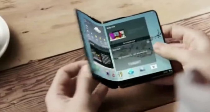 Samsung планирует рассекретить складной смартфон уже в этом году Samsung планирует рассекретить складной смартфон уже в этом году