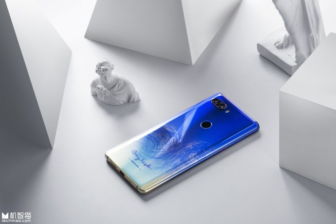 Смартфон, как искусство. Оформление Nubia Z18 Van Gogh Starry Night Collector’s Edition навеяно картиной Ван Гога - 4 Смартфон, как искусство. Оформление Nubia Z18 Van Gogh Starry Night Collector’s Edition навеяно картиной Ван Гога