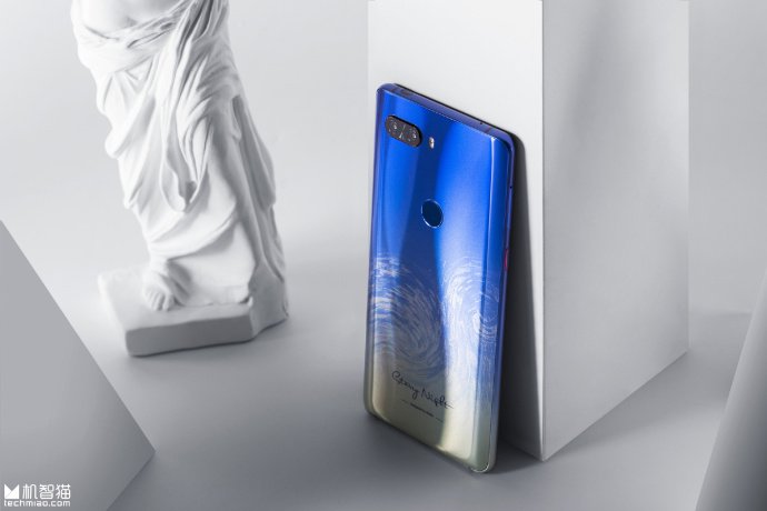 Смартфон, как искусство. Оформление Nubia Z18 Van Gogh Starry Night Collector’s Edition навеяно картиной Ван Гога - 1 Смартфон, как искусство. Оформление Nubia Z18 Van Gogh Starry Night Collector’s Edition навеяно картиной Ван Гога