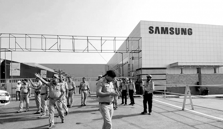 Из-за утечки углекислого газа на одном из заводов Samsung погиб человек - 1 Из-за утечки углекислого газа на одном из заводов Samsung погиб человек