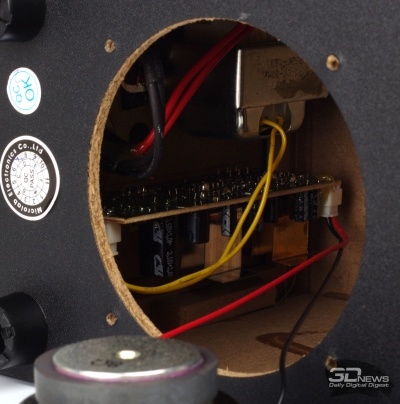 Новая статья: Обзор 2.1-акустики Microlab M-105: эталон минимализма