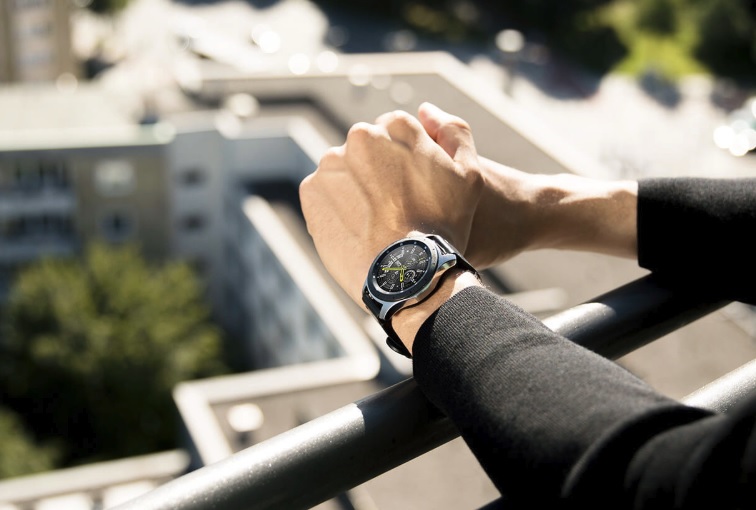 Смарт-часы Samsung Galaxy Watch: апгрейд с Android Wear OS на Tizen OS — личный опыт - 1