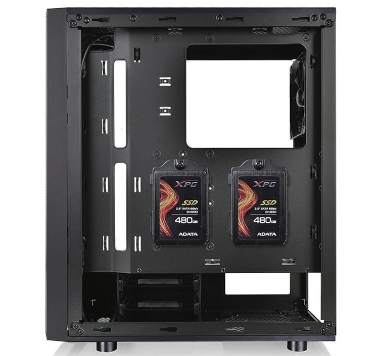 ПК-корпус Thermaltake Versa J25 представлен в двух версиях