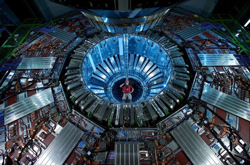 Десять лет Большому адронному коллайдеру: чудо современной физики - 2
