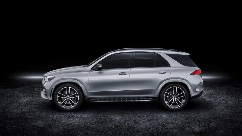 Mercedes-Benz показал новый кроссовер GLE-класса