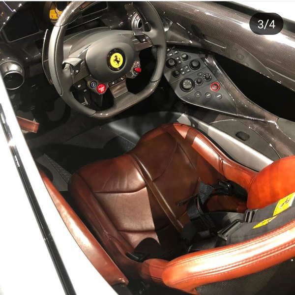 Ferrari показала дуэт коллекционных моделей