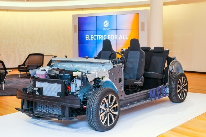 Volkswagen запускает кампанию ELECTRIC FOR ALL для обеспечения потребителей доступными электромобилями