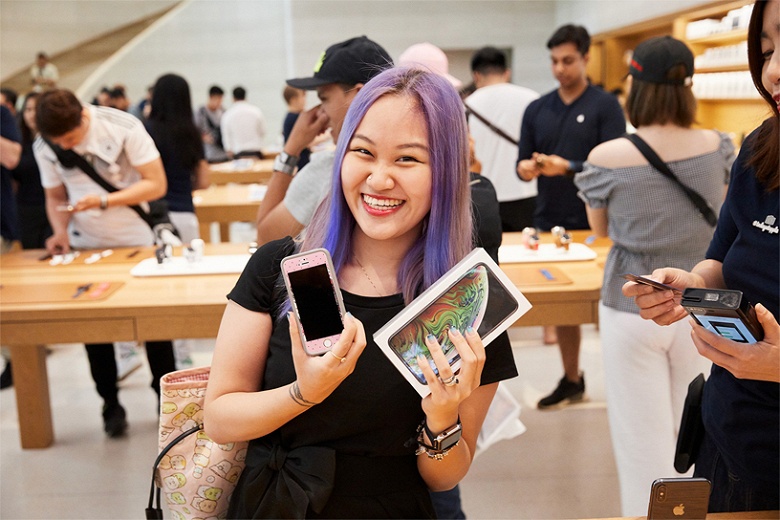 Apple начала продажи iPhone XS и iPhone XS Max