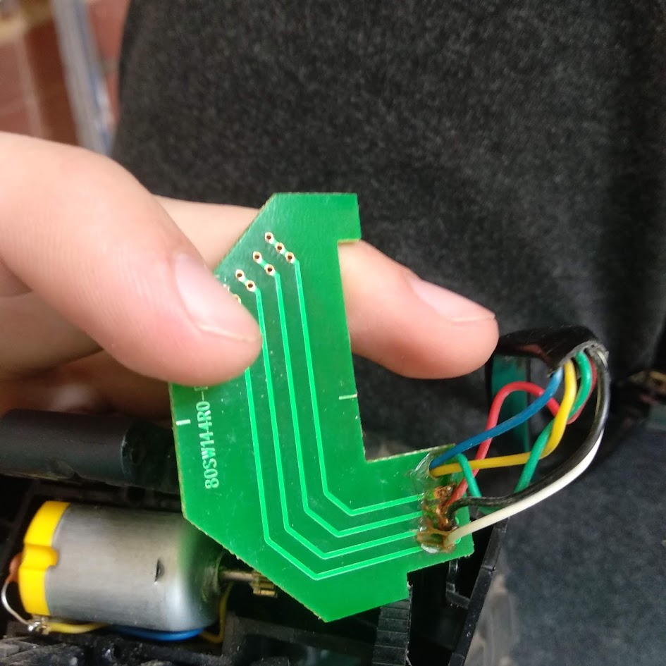 Машинка на Arduino, управляемая Android-устройством по Bluetooth, — полный цикл (часть 1) - 6 Машинка на Arduino, управляемая Android-устройством по Bluetooth, — полный цикл (часть 1) - 6