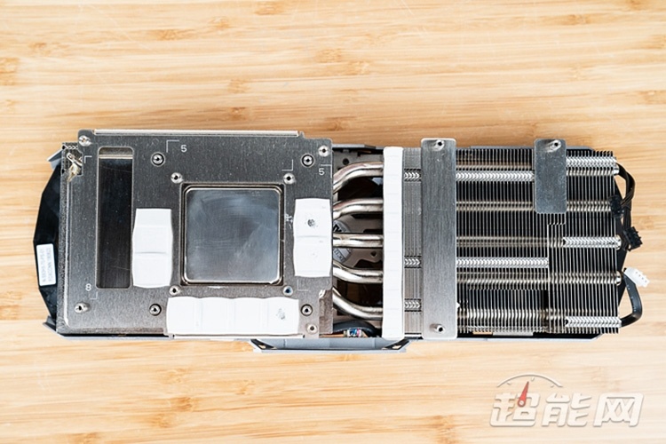 «Нужно больше фаз»: изучаем нереференсные карты GeForce RTX 2080/2080 Ti «Нужно больше фаз»: изучаем нереференсные карты GeForce RTX 2080/2080 Ti