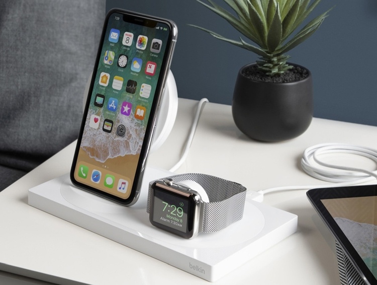 Belkin Boost Up Wireless Charging Dock: станция беспроводной зарядки для iPhone Xs и Apple Watch