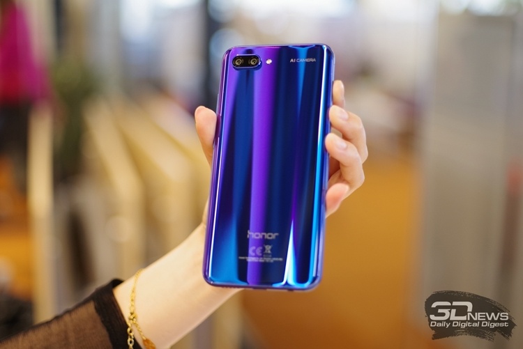 Huawei пока не планирует выделять бренд Honor в отдельную компанию